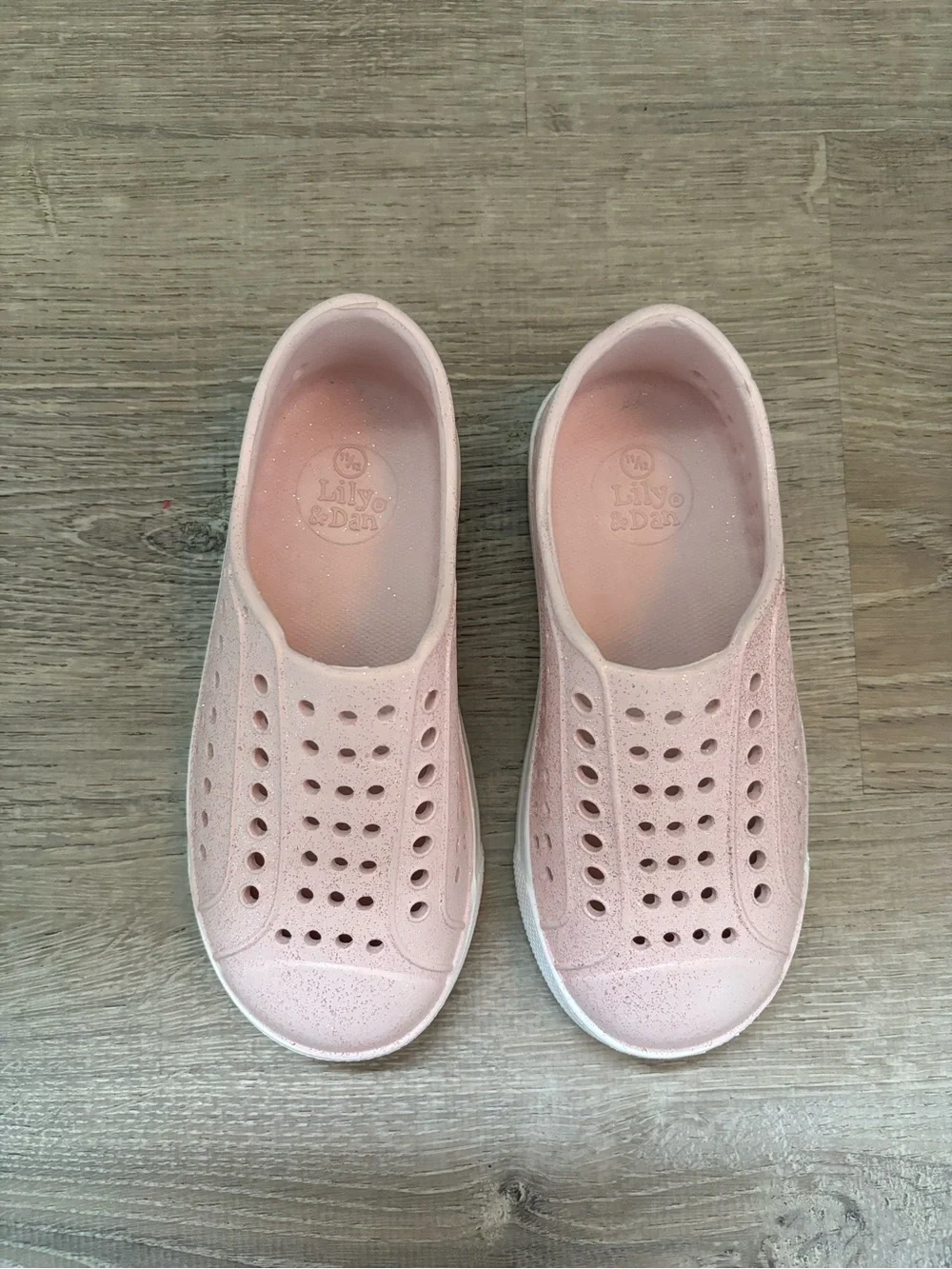 🩷 Lily+Dan Kids casual Shoes - Light Pink Slip-On~Size 11/12